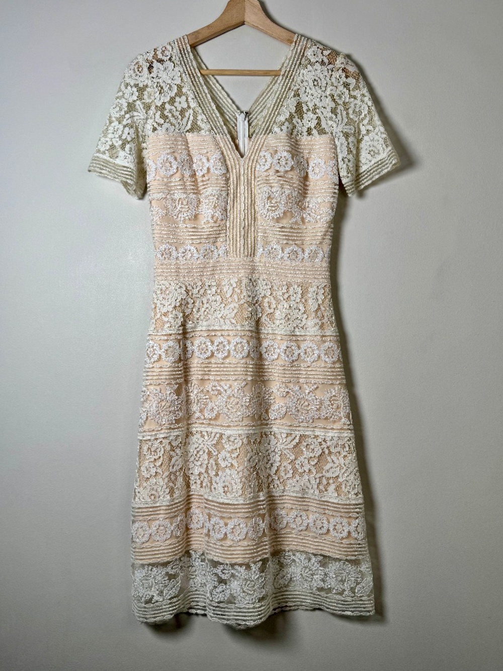 Tadashi Shoji Corin Lace Midi Dress Ivory Petal AVT17166M Sz 2